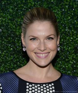 Ali Larter - Wikipedia