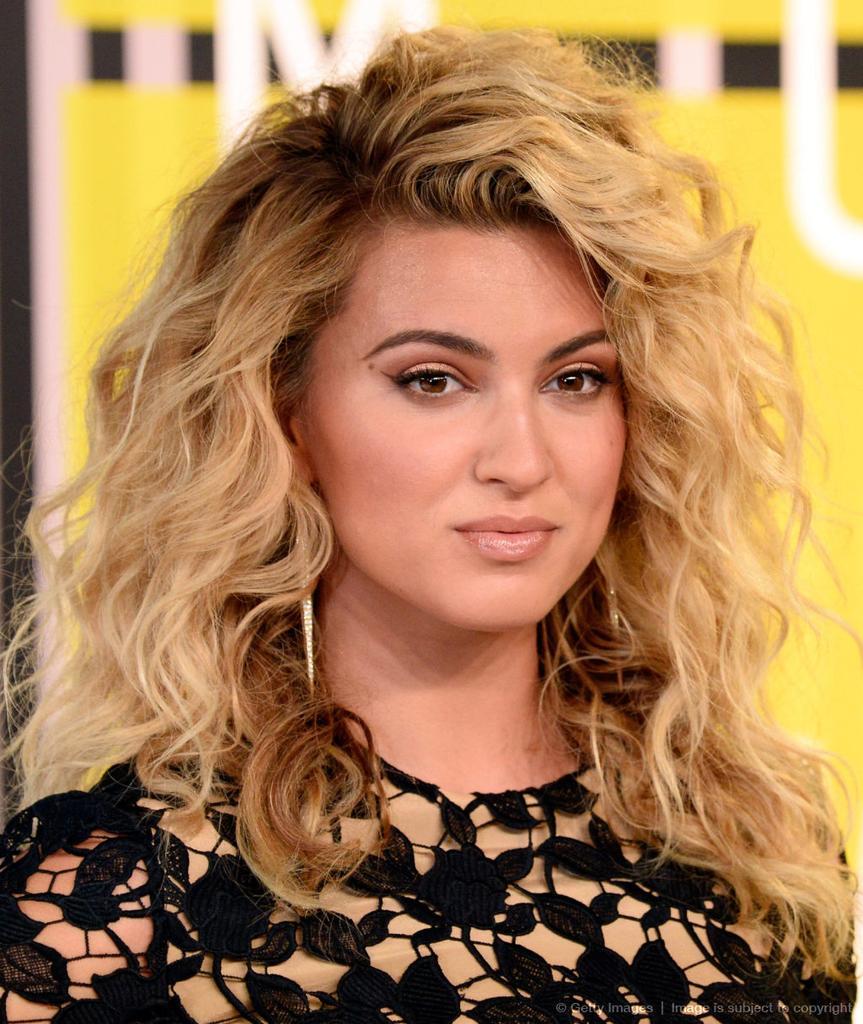 Tori Kelly – News, Photos, Videos, Movies or Albums