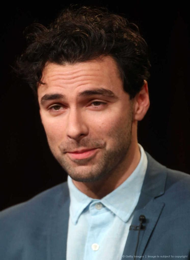 Aidan Turner Latest News Updates Photos And Videos Yahoo 2624