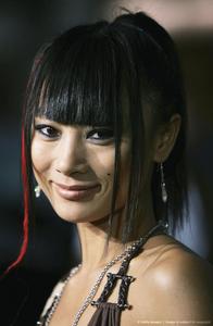 Great Outfits in Fashion History: Bai Ling's Pastel Colorblocked