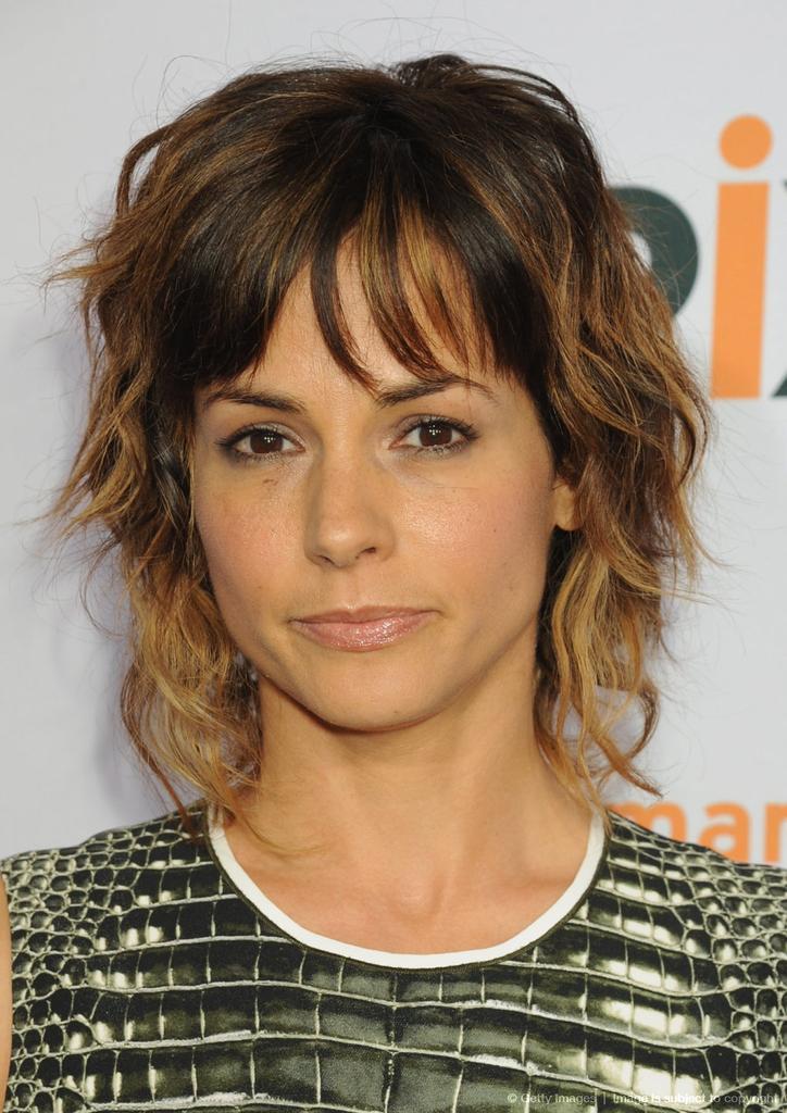 Stéphanie Szostak - Latest News, Updates, Photos and Videos | Yahoo