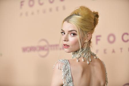 Anya Taylor-Joy leaves fans hysterical after selfie fail