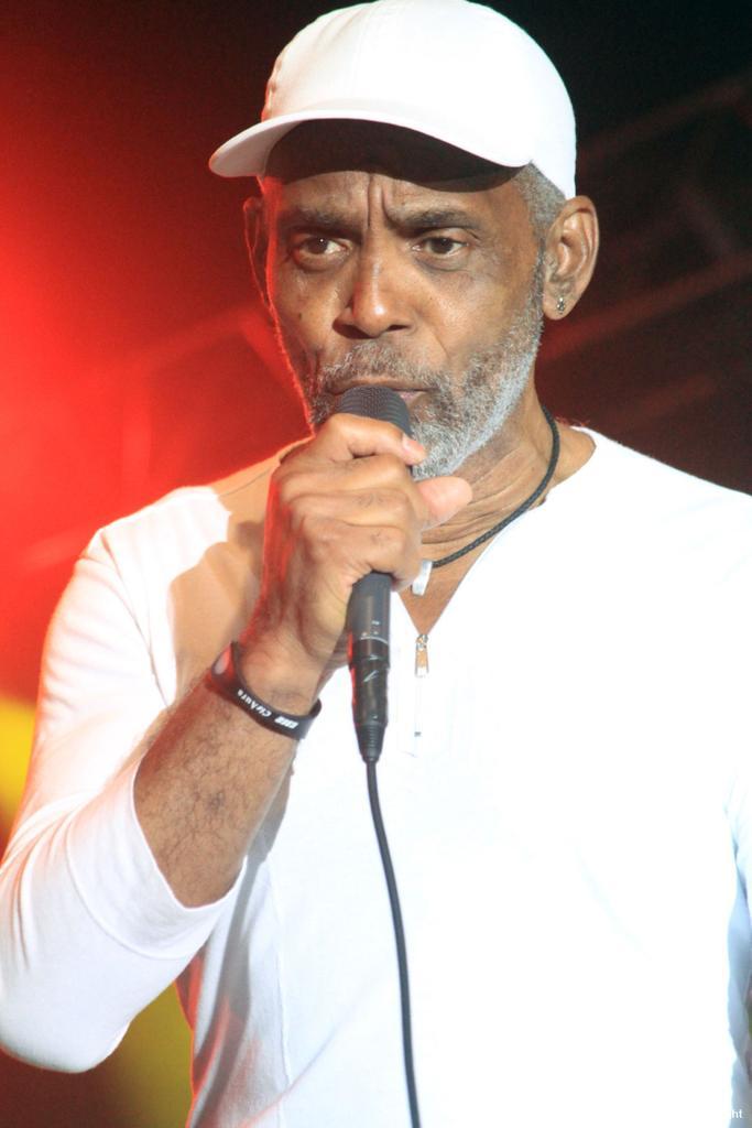 Frankie Beverly News, Photos, Videos, and Movies or Albums Yahoo