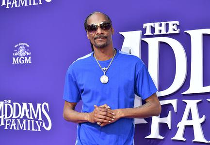 Snoop Dogg-Inspired Jack in the Box Opens In Inglewood