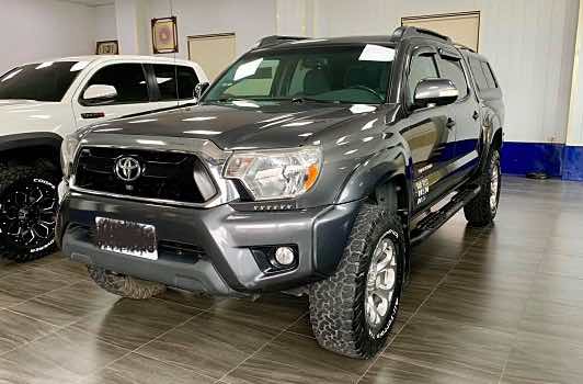 2013年 tacoma off road 版