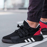 ADIDAS 黑紅編織鞋