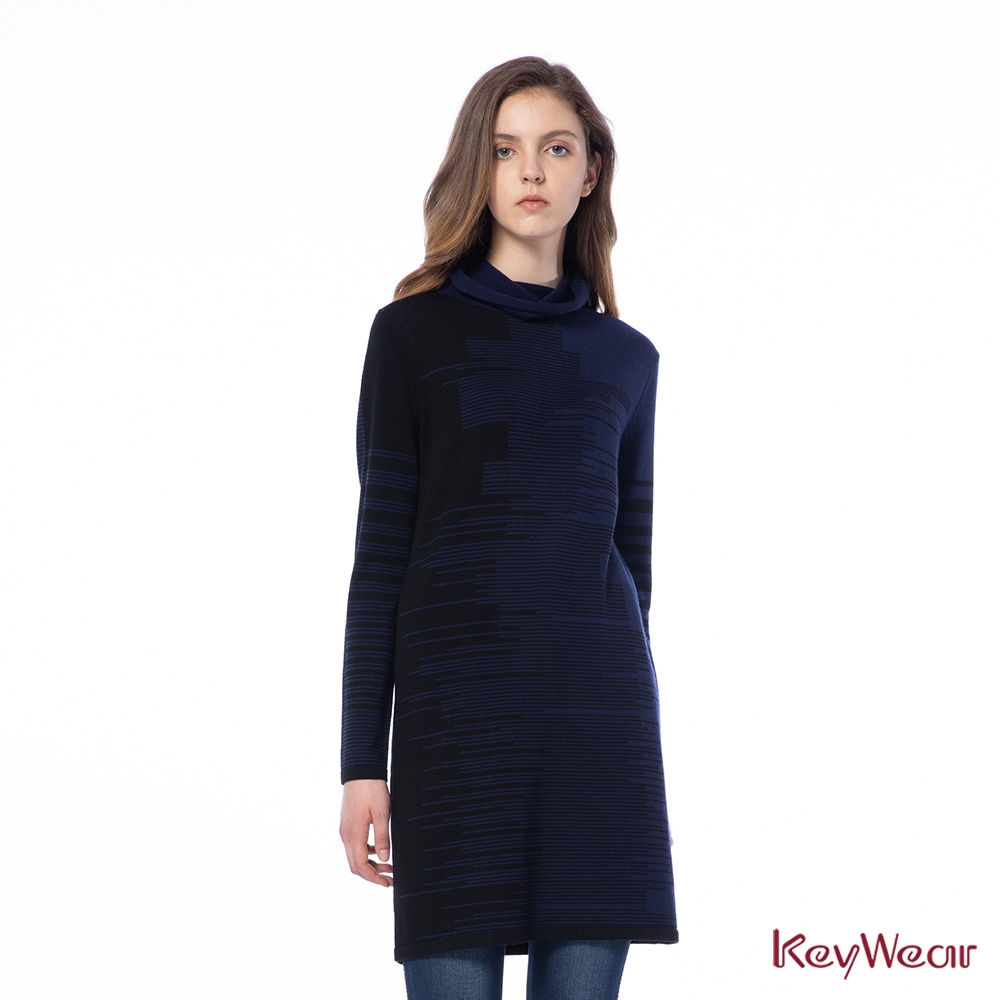 KeyWear奇威名品    配色翻領曲線針織長袖洋裝-深藍色