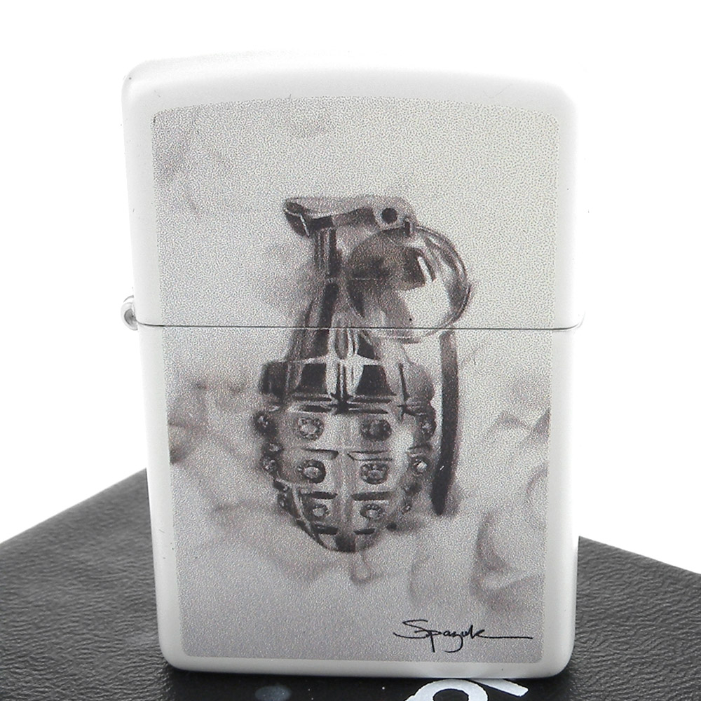 ZIPPO 美系~火焰藝術家Spazuk-鑲鑽手榴彈圖案打火機