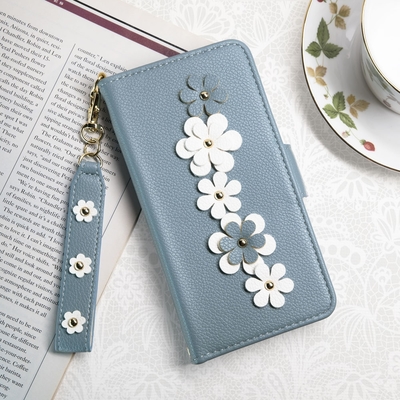 Aguchi 亞古奇 Apple iPhone 13 (6.1吋) 花語 鉚釘立體花朵手機皮套 頂級柔軟皮革 附皮質璀璨吊飾 - 蔚藍