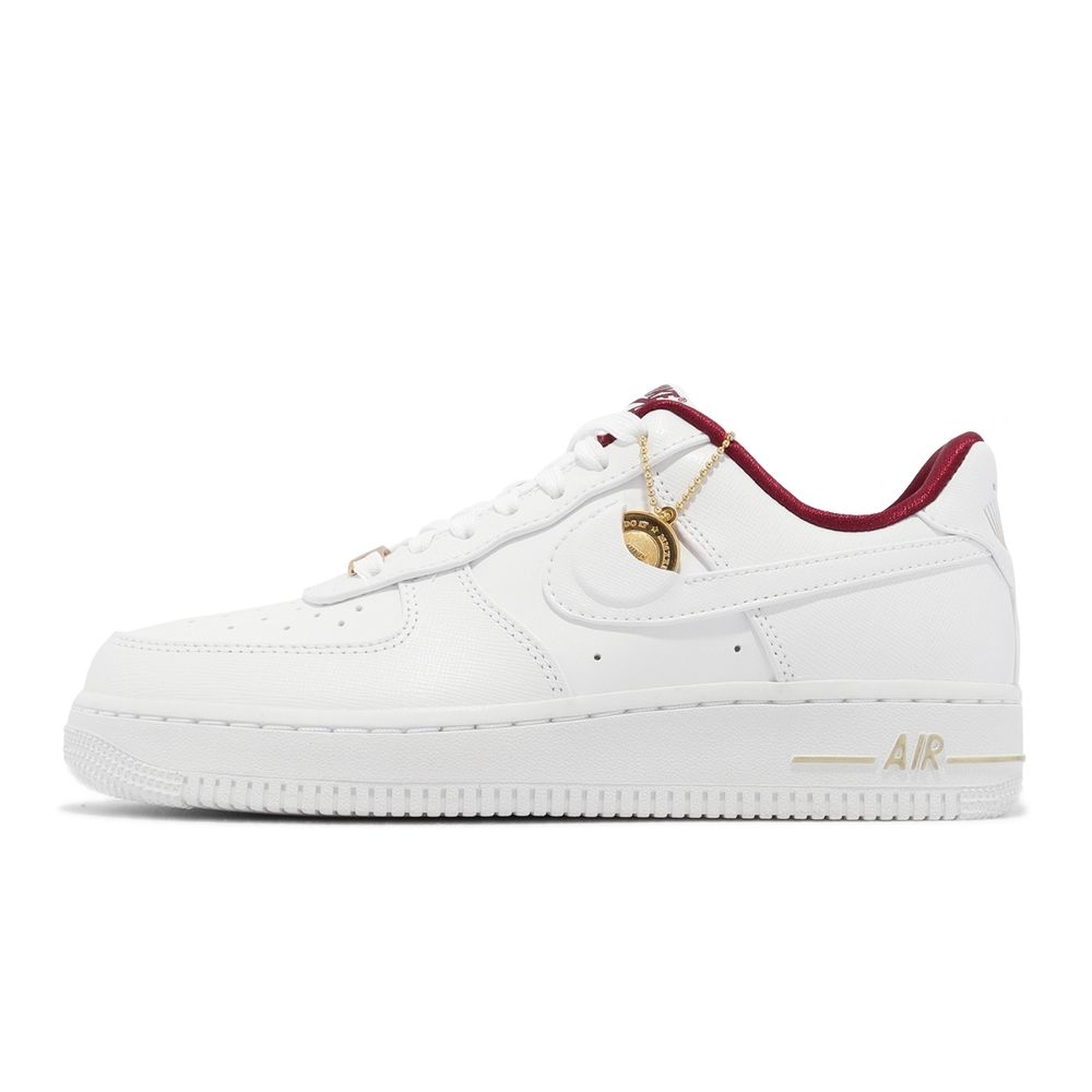 Nike Wmns Air Force 1 07 SE 女鞋白紅金幣小白鞋AF1 CNY DV7584-100