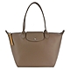 LONGCHAMP LE PLIAGE CITY系列PVC帆布長把肩背水餃包(中/駝灰) product thumbnail 1