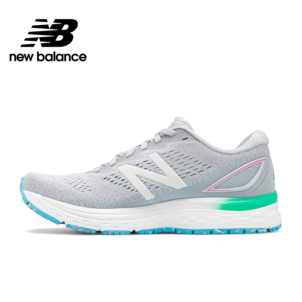 new balance essentials embroidered pant