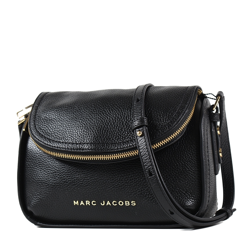 MARC JACOBS 荔枝紋拉鍊暗層磁吸釦翻蓋斜背包-黑色