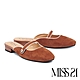 穆勒鞋 MISS 21 復古優雅撞色線條羊麂皮方圓頭低跟穆勒拖鞋－棕 product thumbnail 1
