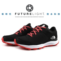 The North Face 女新款 FUTURELIGHT 防水透氣避震登山健行鞋_黑/火焰紅 N