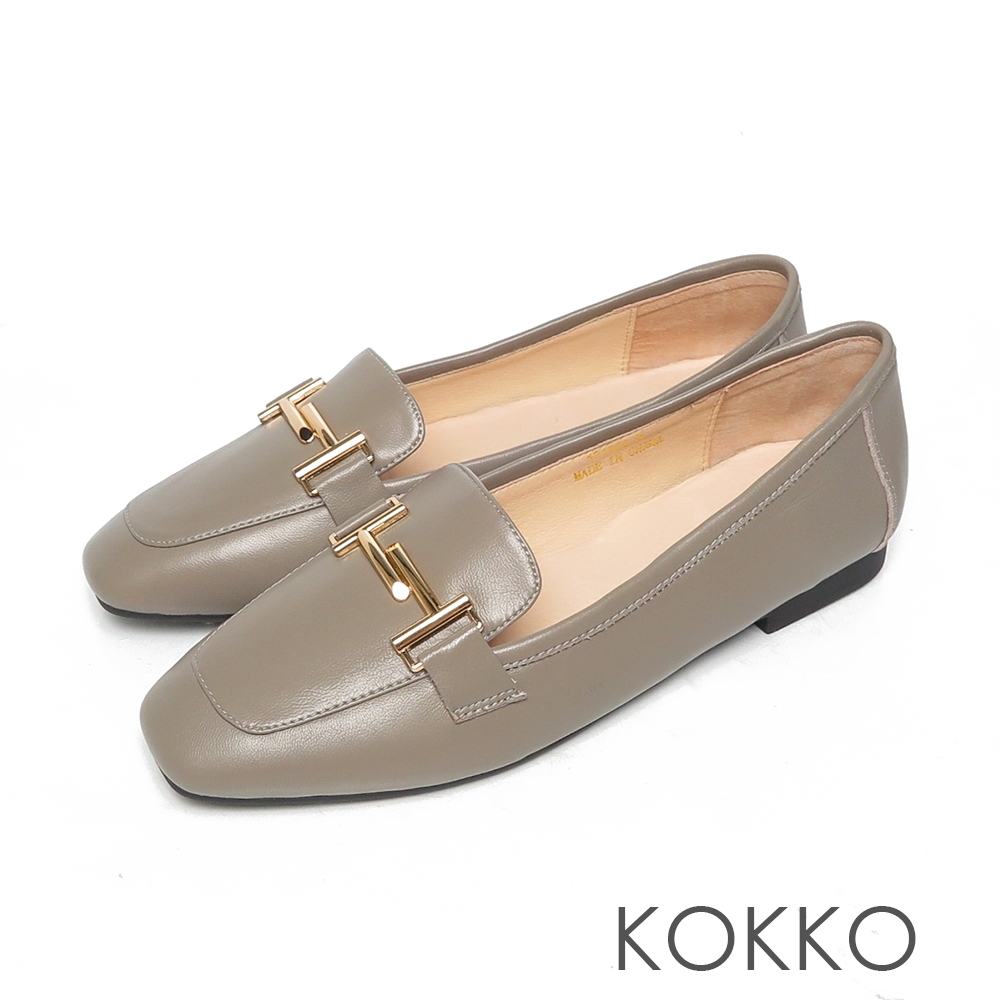 KOKKO超舒適彎折都會鎖鍊牛皮寬版平底鞋極簡灰