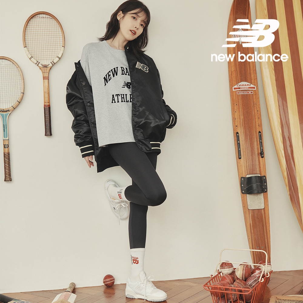 New Balance]親膚植絨學院風文字短袖上衣_女性_灰色_WT33551AG | New