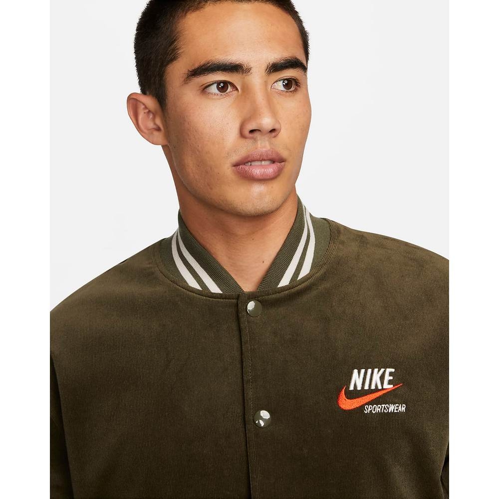 NIKE AS M NSW NIKE TREND BOMBER JKT 男外套-卡其綠-DV9998325 | NIKE