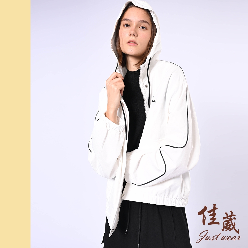 【佳葳Justwear】簡約拼接抽繩連帽棉質外套(女上衣/女上著/長袖/拉鍊/鈕扣/口袋)