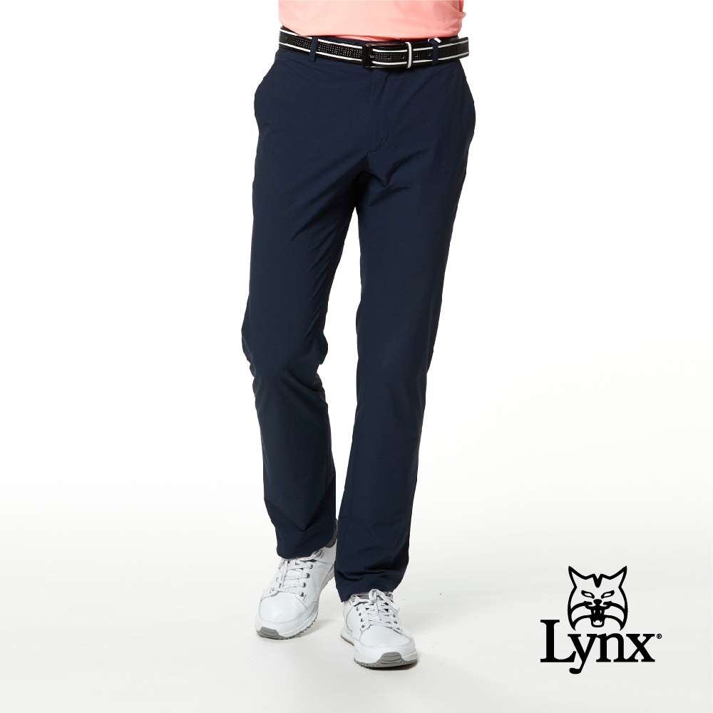 【Lynx Golf】Korea 男款後腰異材質剪接設計平口休閒長褲-深藍色