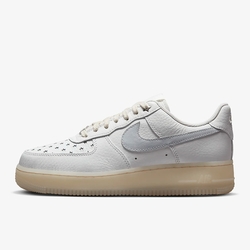 NIKE WMNS AIR FORCE 1 07 女休閒運動鞋-白-FD0793100