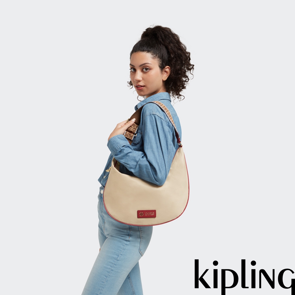 Kipling 都會杏拼接胭脂紅月牙型側肩包-HANIA