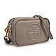 TORY BURCH PERRY 浮雕雙T LOGO 荔枝紋皮革雙層拉鍊斜背包/相機包-奶茶灰色 product thumbnail 1