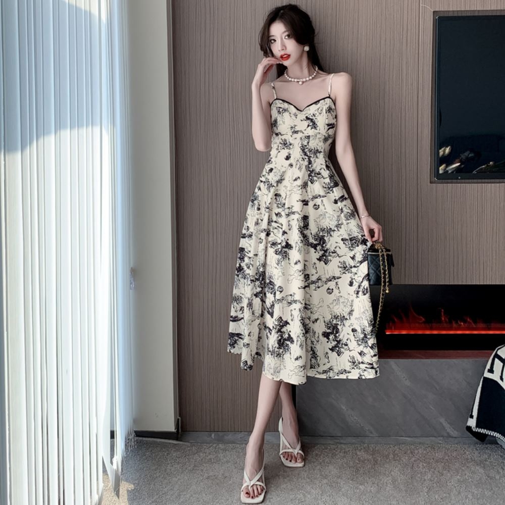 MOCO法式高級感水墨畫印花氣質吊帶裙收腰顯瘦長洋裝L~4XL