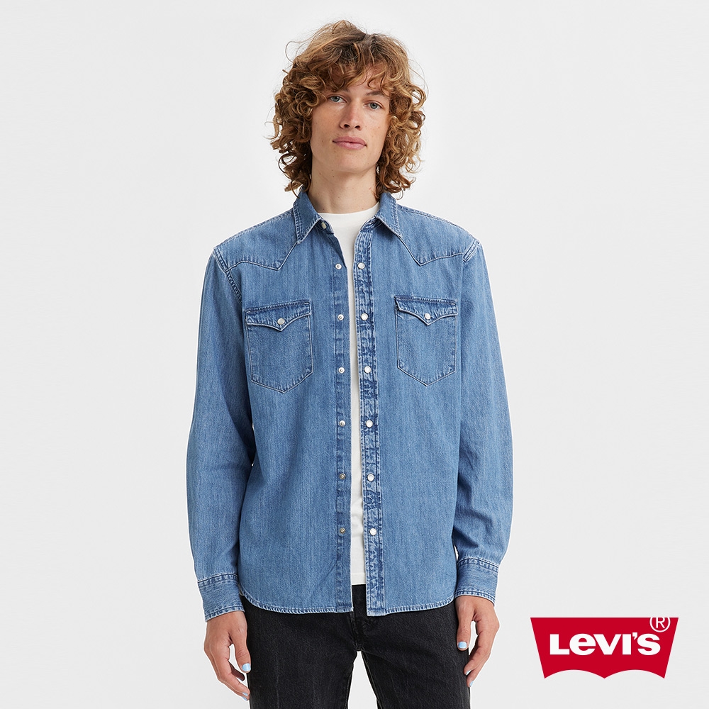 Levis 男款 合身版牛仔襯衫 / 精工中藍染石洗