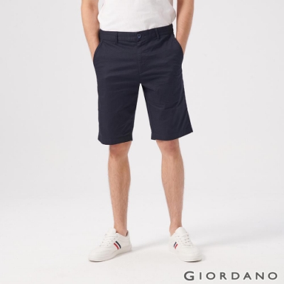 GIORDANO 男裝素色修身百慕達短褲-66 標誌海軍藍