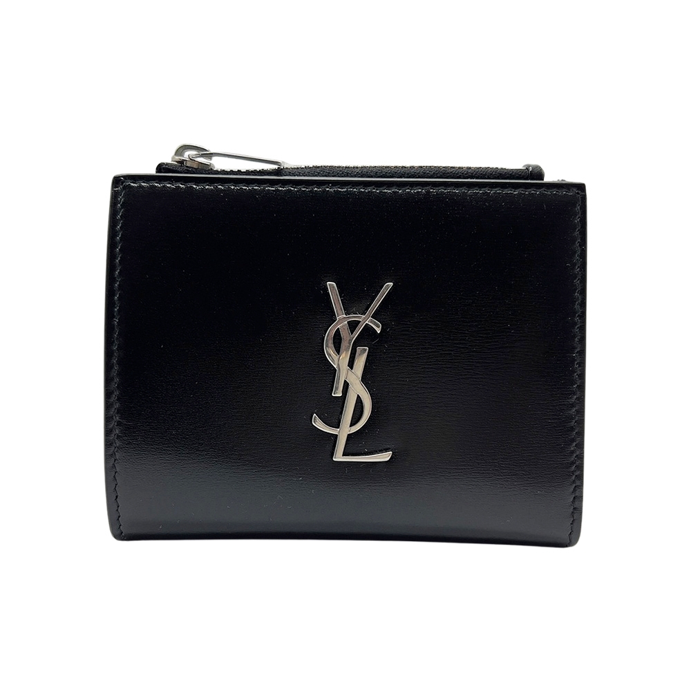 YSL 品牌銀字logo皮革暗釦二折短夾(575726-黑)