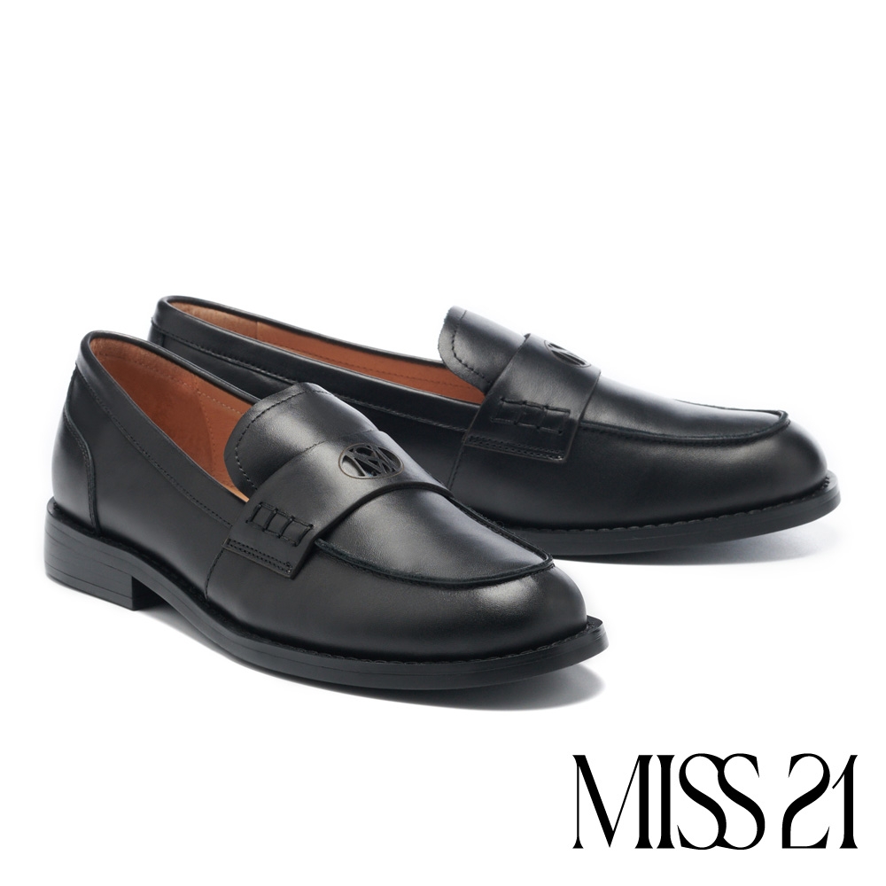 低跟鞋  MISS 21 質感日常純色LOGO牛皮便士樂福低跟鞋－黑 product image 1