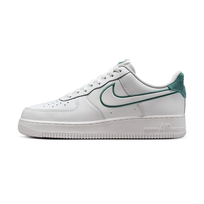 Nike Air Force 1 07 LV8 男鞋 白綠色 AF1 經典 百搭 休閒鞋 FN8349-100