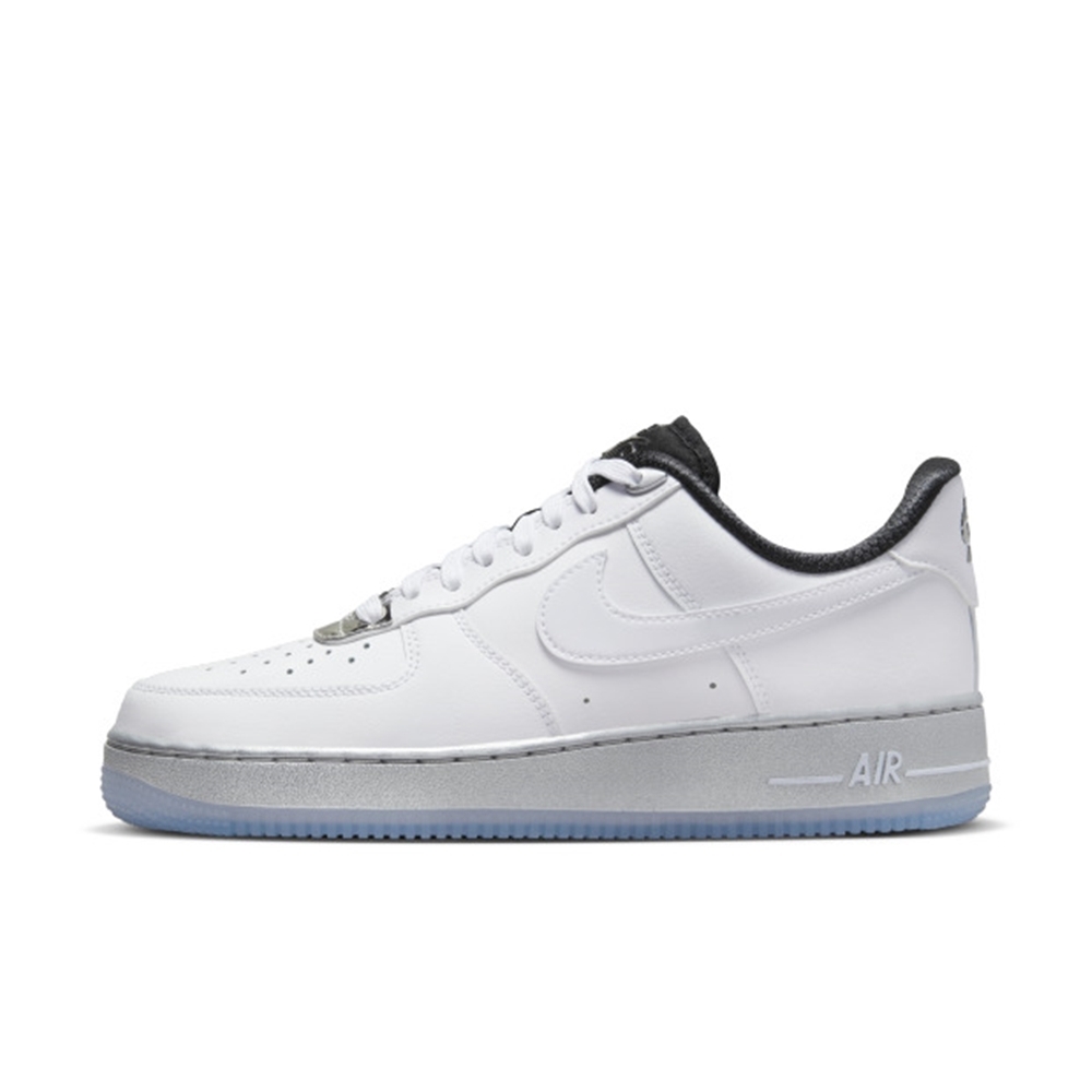 NIKE WMNS AIR FORCE 1 07 SE 女休閒運動鞋-白-DX6764100