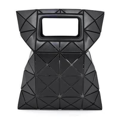 ISSEY MIYAKE 三宅一生 BAOBAO BOCCA MATTE系列3x5 皮革手拿包-霧面黑