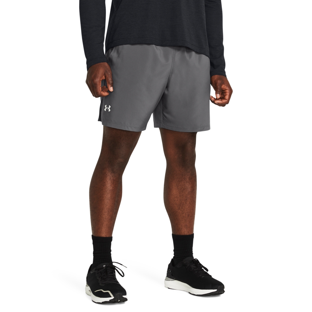 【UNDER ARMOUR】男 LAUNCH 7吋短褲_1382620-025