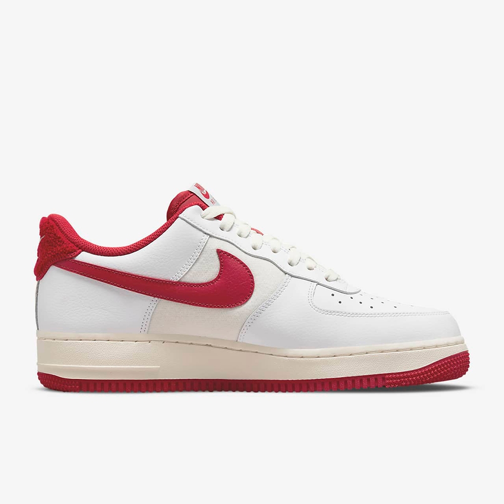 NIKE AIR FORCE 1 07 LV8男復古休閒運動鞋-白紅- DO5220161 | 休閒鞋