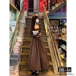 JILLI-KO 法式方領氣質修身針織洋裝- 咖啡