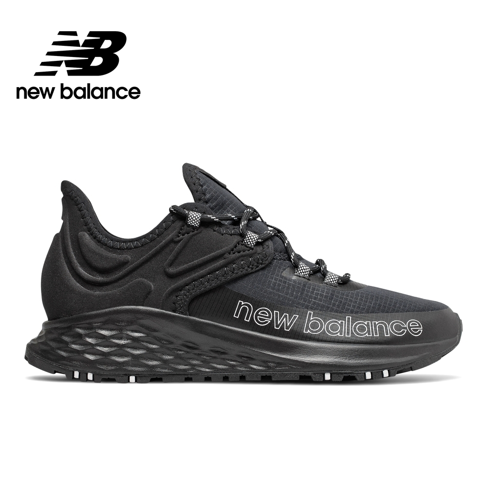 【New Balance】輕量跑鞋_男性_黑色_MTROVLK-D楦