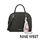 福利品 NINE WEST JOIE絲帶吊飾貝殼包-黑色 product thumbnail 1