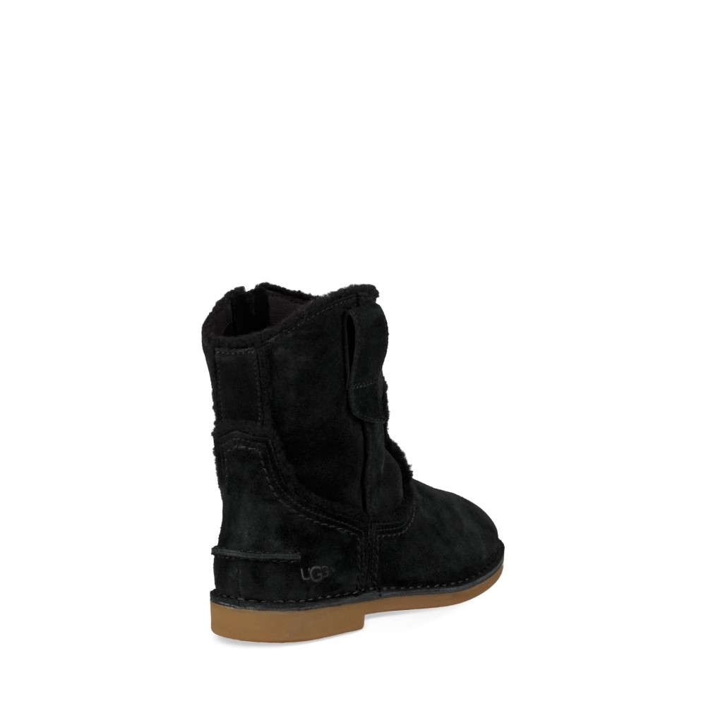 catica ugg boots