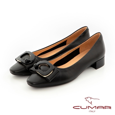【CUMAR】復古小方頭同面色飾釦低跟鞋-黑色