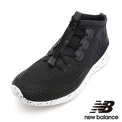 New Balance 輕量跑鞋 男鞋 黑色 MSRMCBW