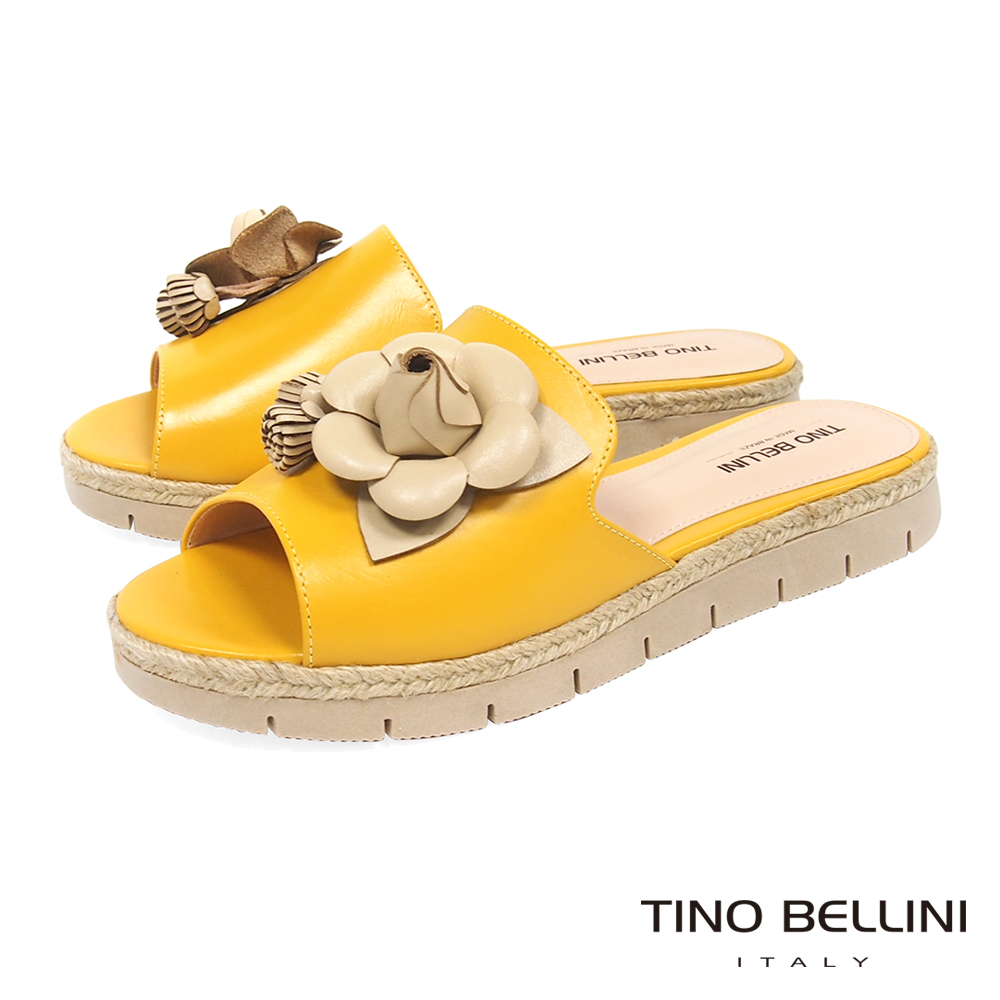 Tino Bellini 巴西進口優雅花朵流蘇麻編厚底涼拖鞋 _ 黃