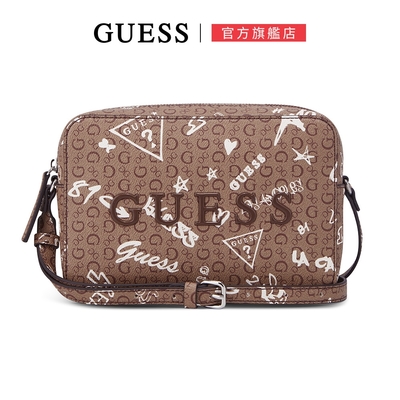 【GUESS】個性塗鴉LOGO肩背方包-咖啡