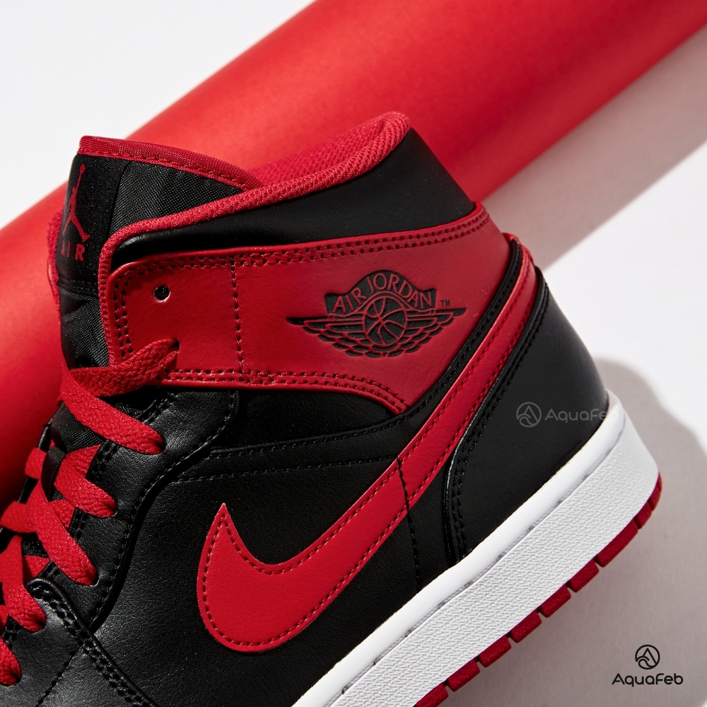 Nike Air Jordan 1 MID Bred 男鞋黑紅色AJ1 經典休閒運動籃球鞋DQ8426