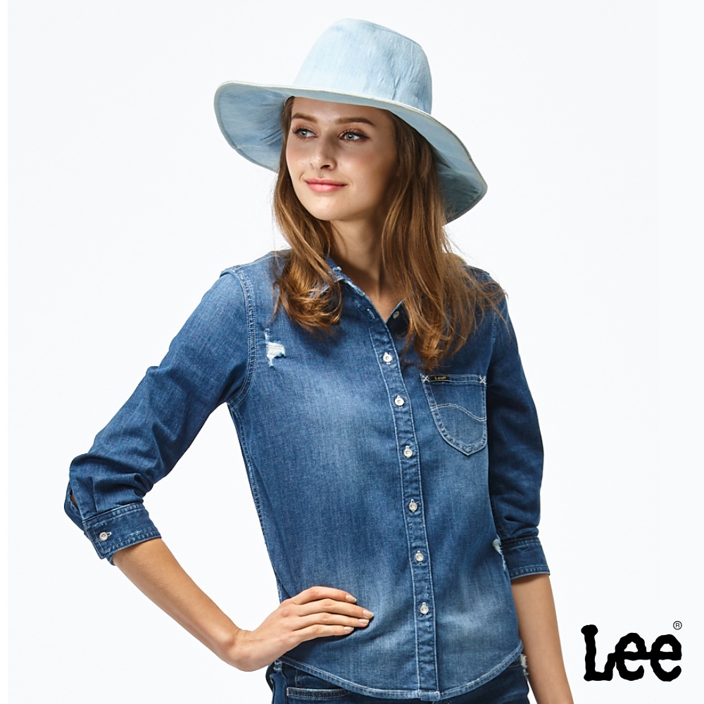 Lee 女款 經典小刷破七分袖牛仔襯衫 中藍洗水｜Modern