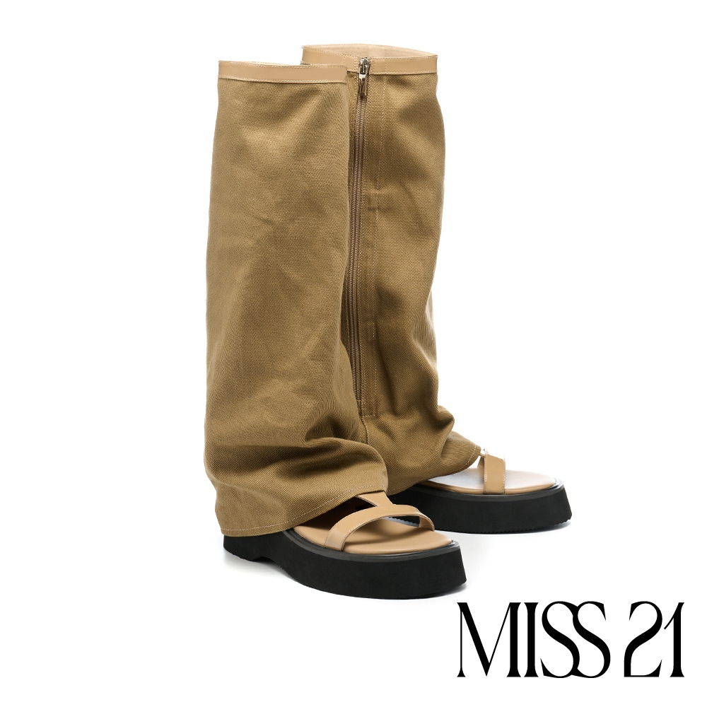 涼鞋 MISS 21 帥氣性格異材質拼接側拉鍊寬筒帆布襪套厚底羅馬涼鞋－駝