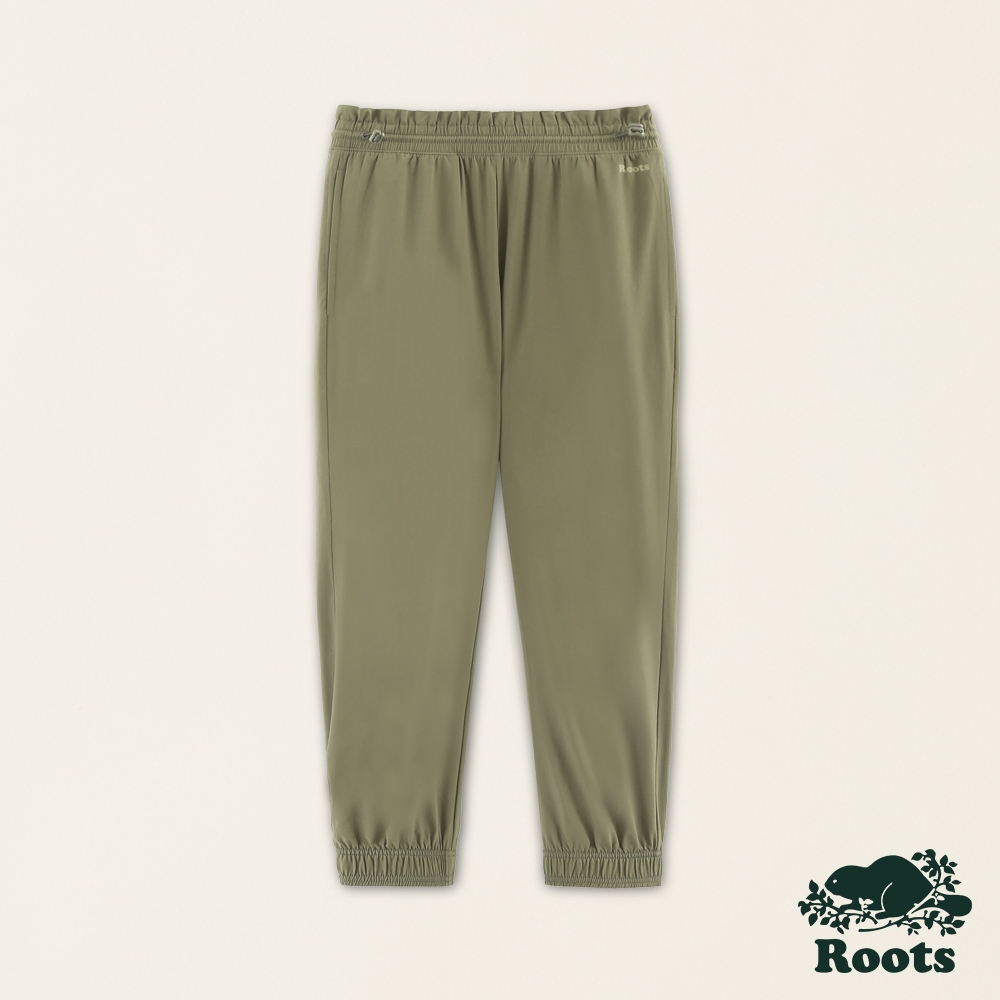 Roots女裝-都會探索系列 環保材質彈性窄版七分褲-橄欖綠
