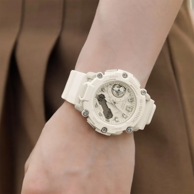 CASIO 卡西歐 G-SHOCK 中性色戶外時尚手錶 送禮推薦-米白 GMA-S2200-7A